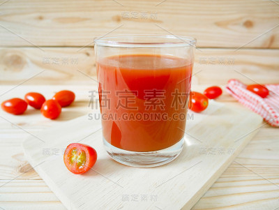 一杯番茄汁