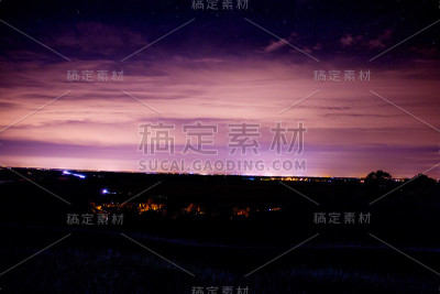 伯顿·达塞特(Burton Dassett)仰望夜空