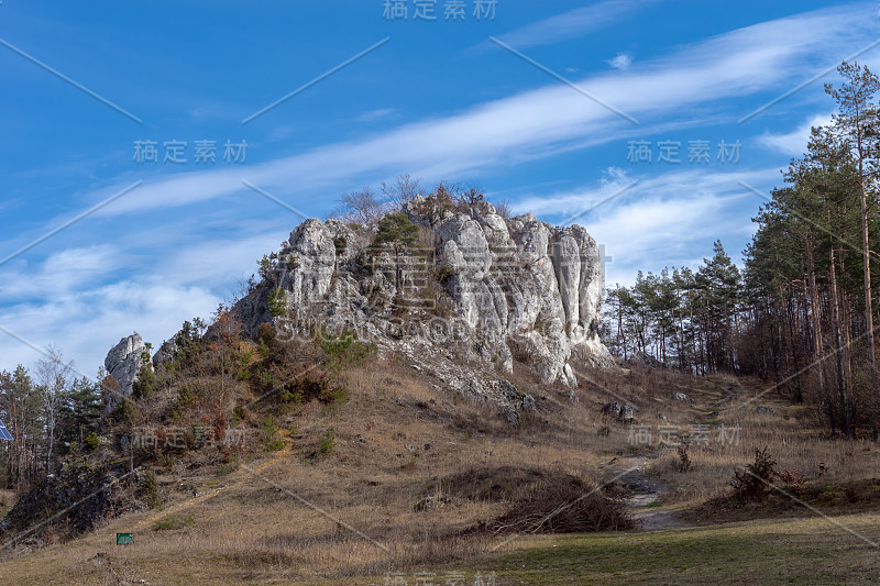 Głęboka洞穴(Maszycka Cave) -一个洞穴在Będkowska山谷在奥尔库兹高地