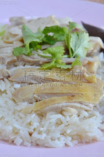米饭配鸡汤
