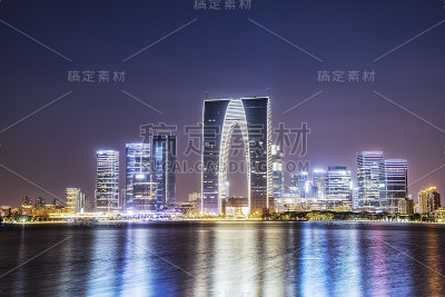 中国苏州现代城市建筑夜景