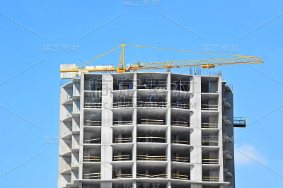 起重机及高层建筑工地