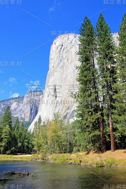 著名的埃尔卡皮坦山，美国加利福尼亚州约塞米蒂国家公园的鼻子