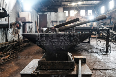 锻造，铁匠的工作，热金属