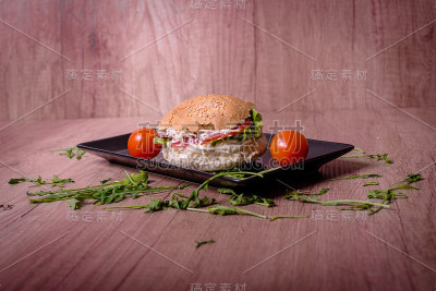 樱桃番茄三明治