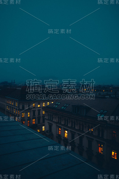 蓝色的小时