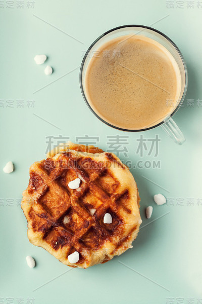 自制的比利时芝士或糖华夫饼
