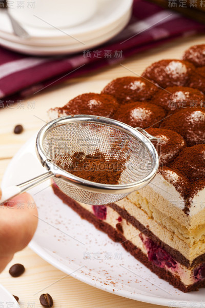tiramisu cake