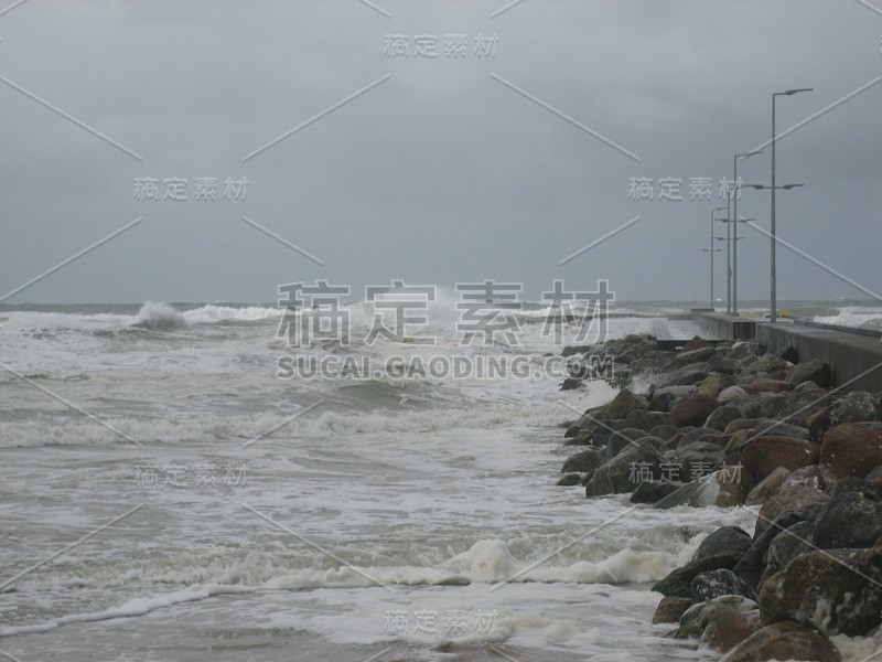 在北日德兰半岛Lökken海滩上