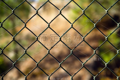 对角线菱形链链围栏外的边界