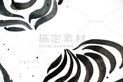 抽象的笔触和颜料在纸上的泼洒