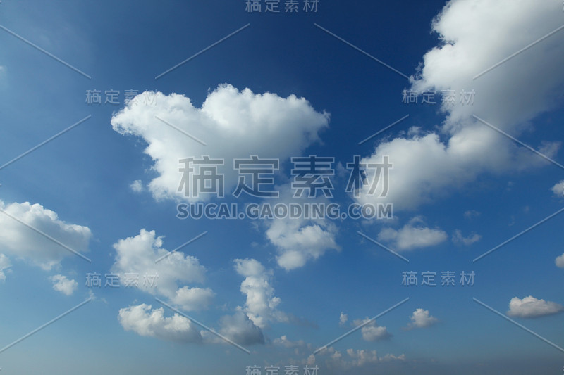蓝天白云