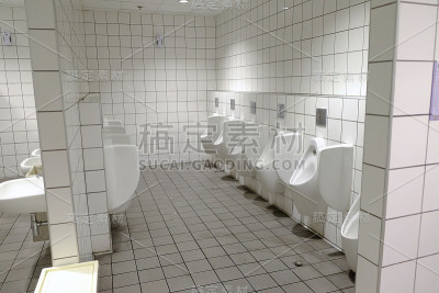 公共厕所