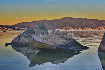 天空，大海和海滩