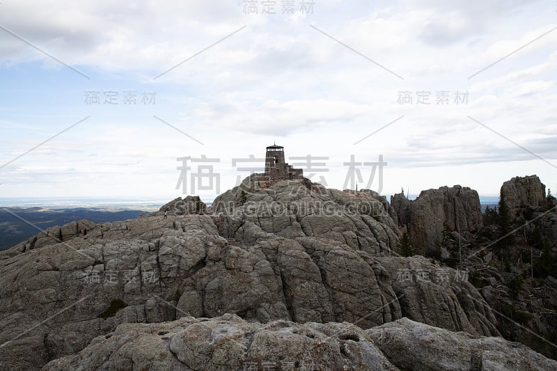 南达科他州布莱克山的黑麋鹿峰