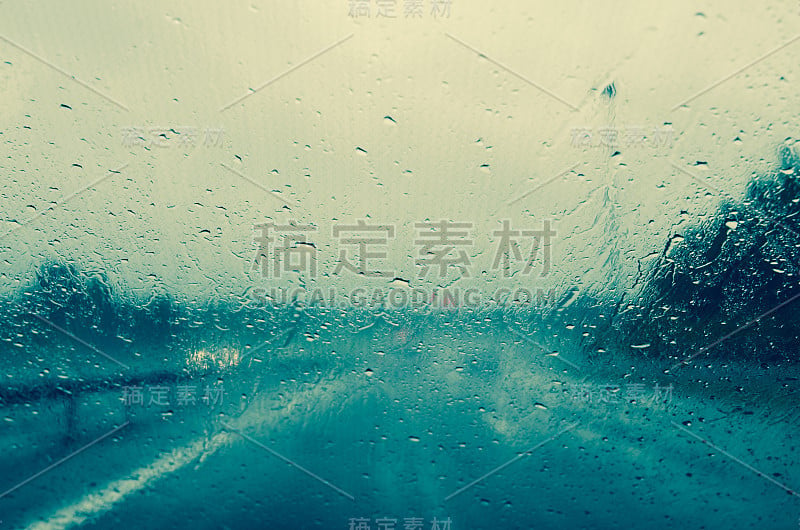 多雨的天气