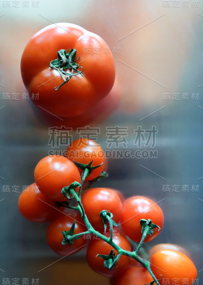 不同的番茄