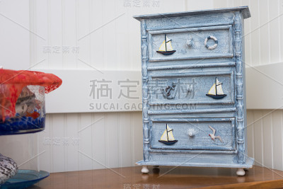 海滩主题迷你橱柜
