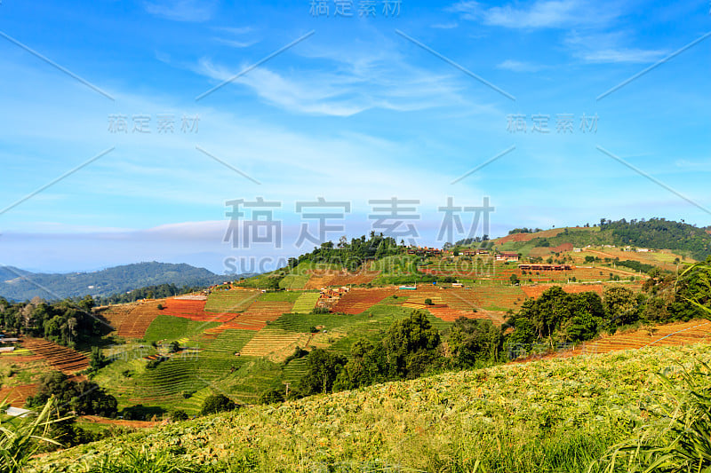 清晨泰国北部清迈的山景