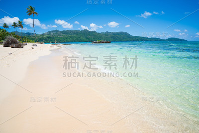 萨马纳半岛美妙的加勒比海滩