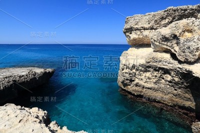 实验半岛,意大利
