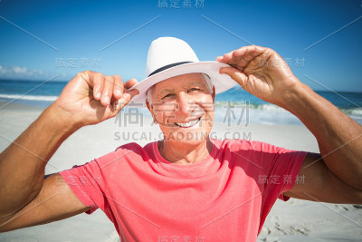 微笑的老人肖像