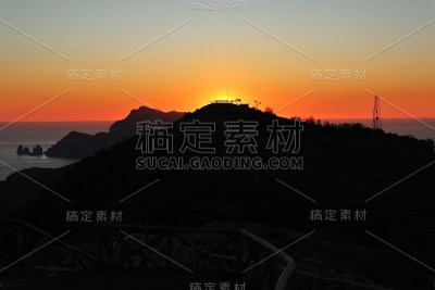 条款-日落时分从科斯坦佐山看到卡普里