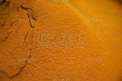 手工倒磨的咖啡粉