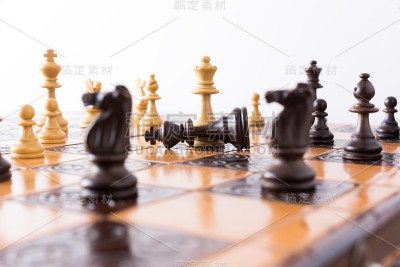 棋盘上的象棋