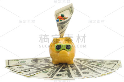 药丸和药孤立在白色