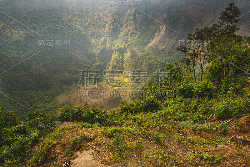 圣萨尔瓦多火山徒步旅行