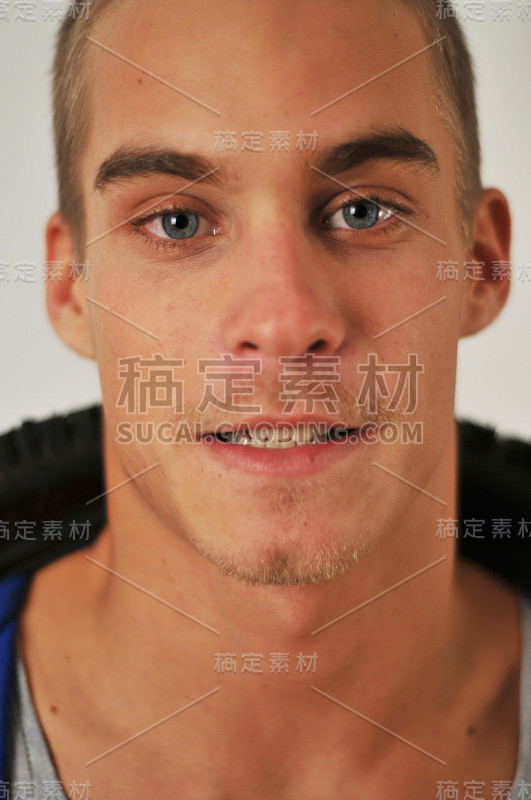 年轻英俊的男人