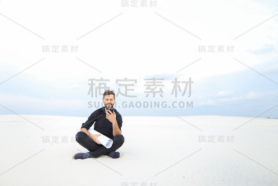 在废弃的地方自己的纺织厂的服装观赏计划
