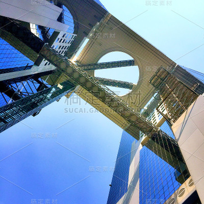 繁华的天空建筑