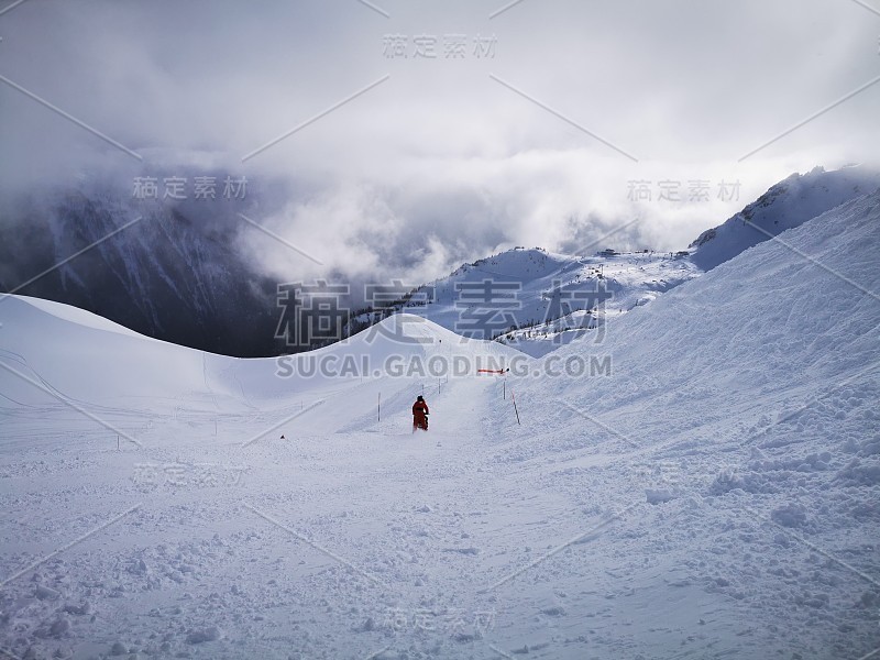 法国夏蒙尼，勃朗山，高山，滑雪，滑雪板，旅游，旅游，度假，美丽的雪冬天