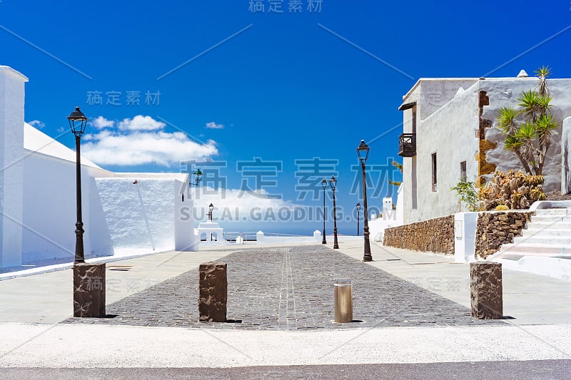 Femé广场,老城广场的圣Marcial Lanzarote,献礼