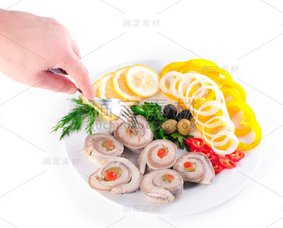 品尝新鲜的鱼