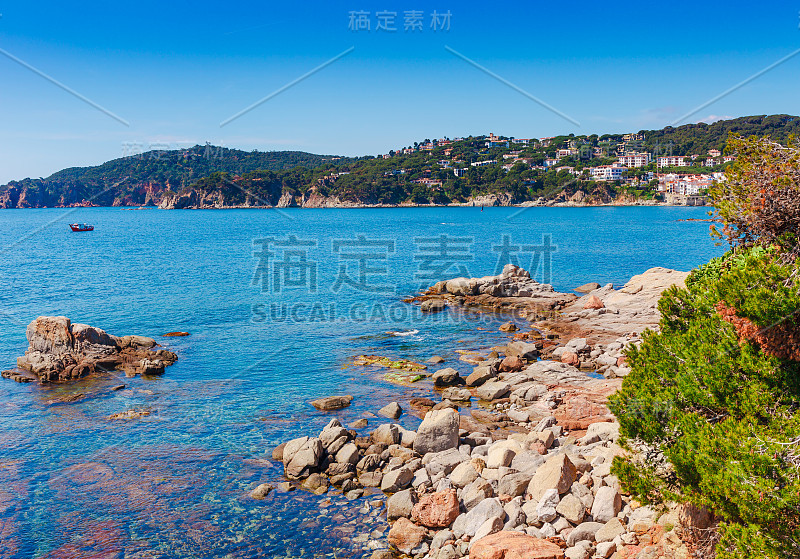 靠近Calella de Palafrugell，加泰罗尼亚，西班牙巴塞罗那附近的海洋景观。风景优美