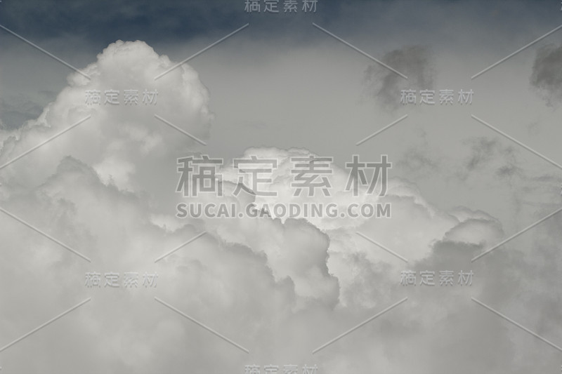 蓝天上的白云