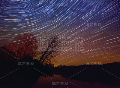 湖上的星迹