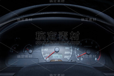 汽车仪表盘