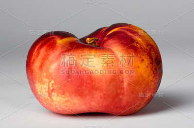成熟的桃子