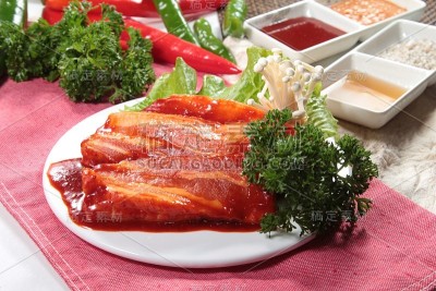 生猪肉或火腿