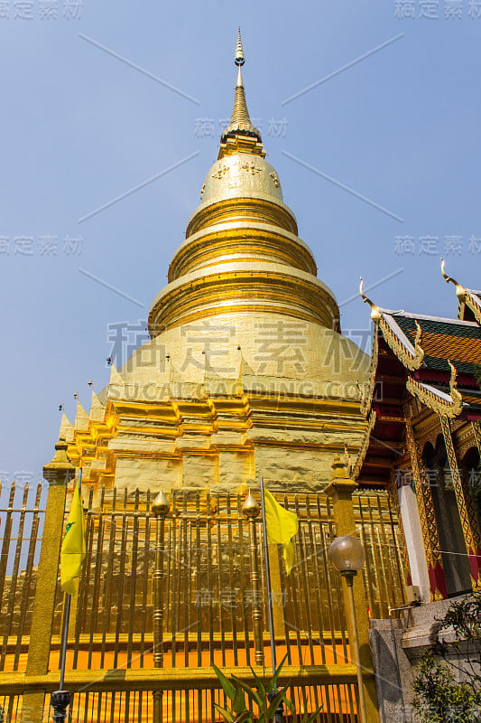 Phra, Hariphunchai