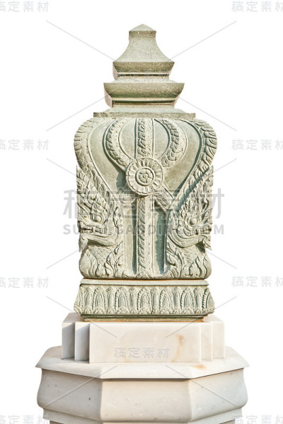 曼谷翠多萨寺的那迦石雕像