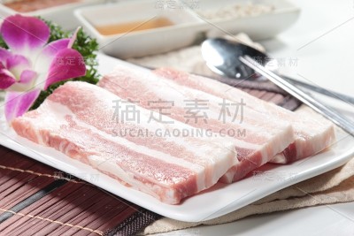 生猪肉或火腿