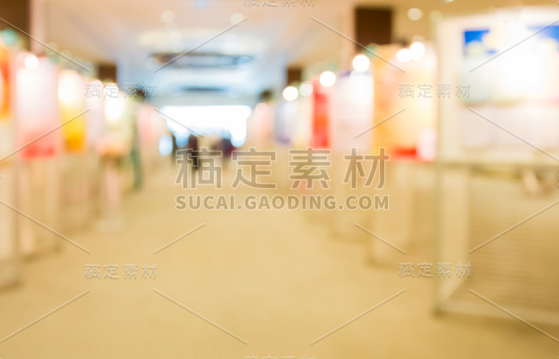 抽象模糊海报展示活动以人物为背景