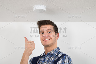 快乐男电工的肖像