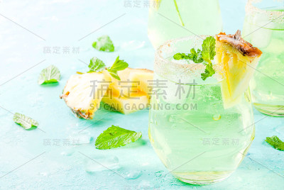 菠萝汁玛格丽塔