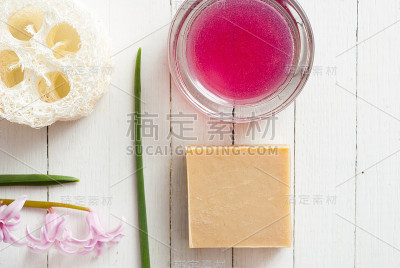 化妆品和风信子